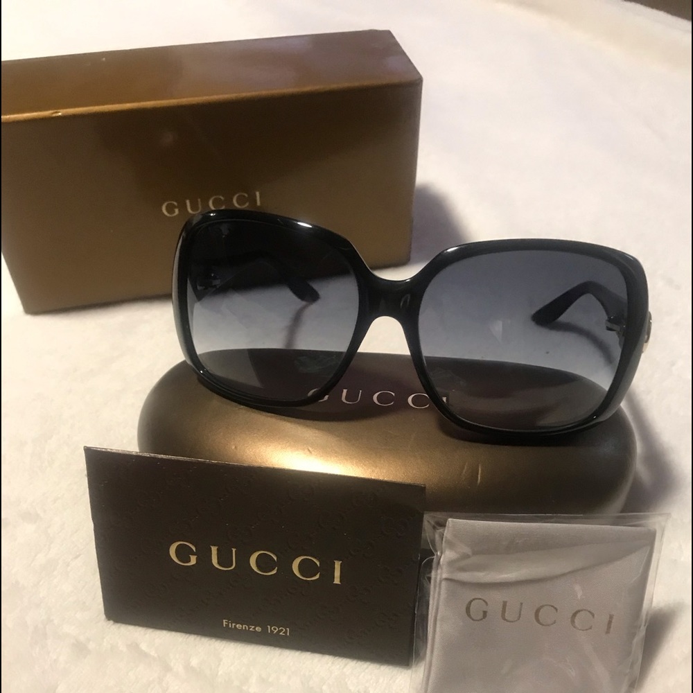 GUCCI 💯% AUTHENTIC ITALY 🇮🇹 SUNGLASSES